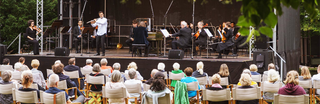 »Promenadenkonzerte« der Niederrheinischen Sinfoniker im Monforts Quartier